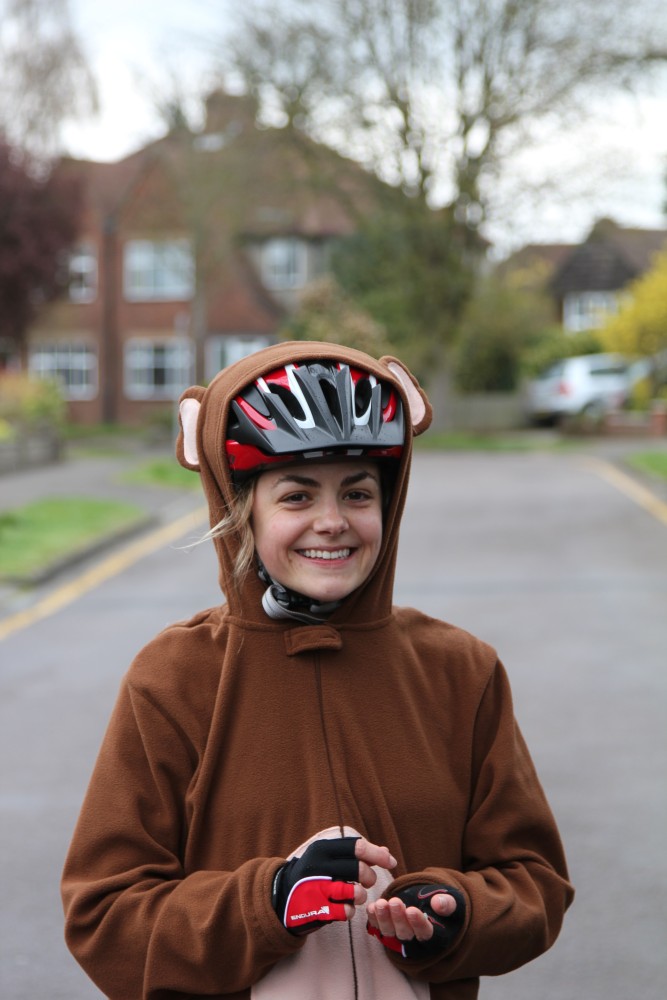 Stop Press: Monkey seen cycling from London to Brighton!! (4/6)